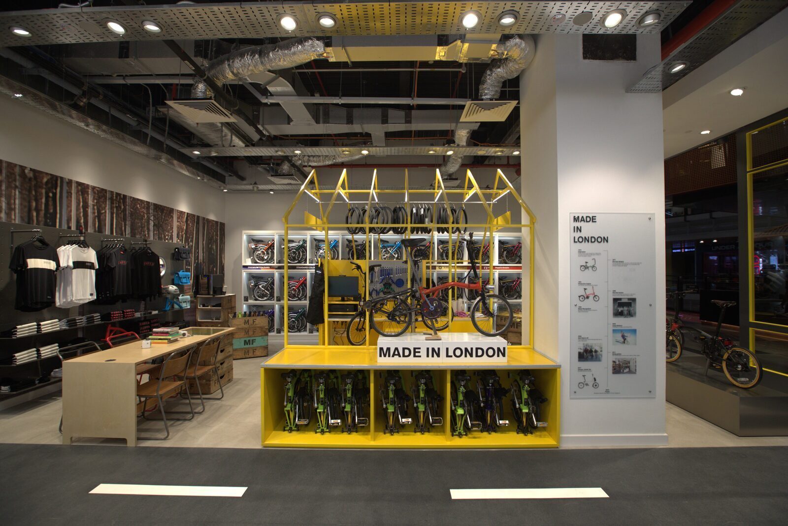 Brompton Singapore display